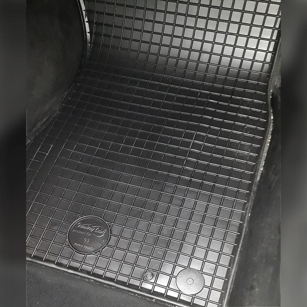 Set de covorase auto din cauciuc pentru FORD FOCUS II (2005-2010);FOCUS III (2011-2018);C-MAX(2010-);GRAND C-MAX(2010-) Umbrella