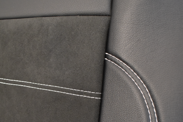 Set de huse pentru scaun EXCLUSIVE LEATHER & ALCANTARA Umbrella