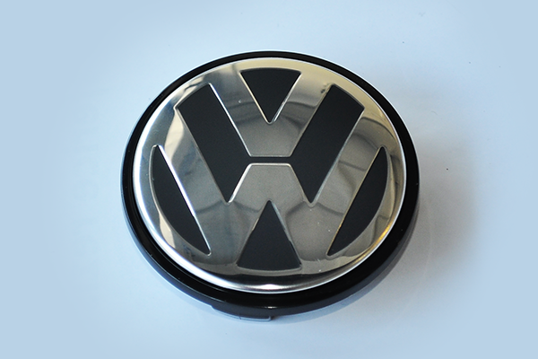 Capac pentru janta din aliaj negru/argintiu `W` Volkswagen