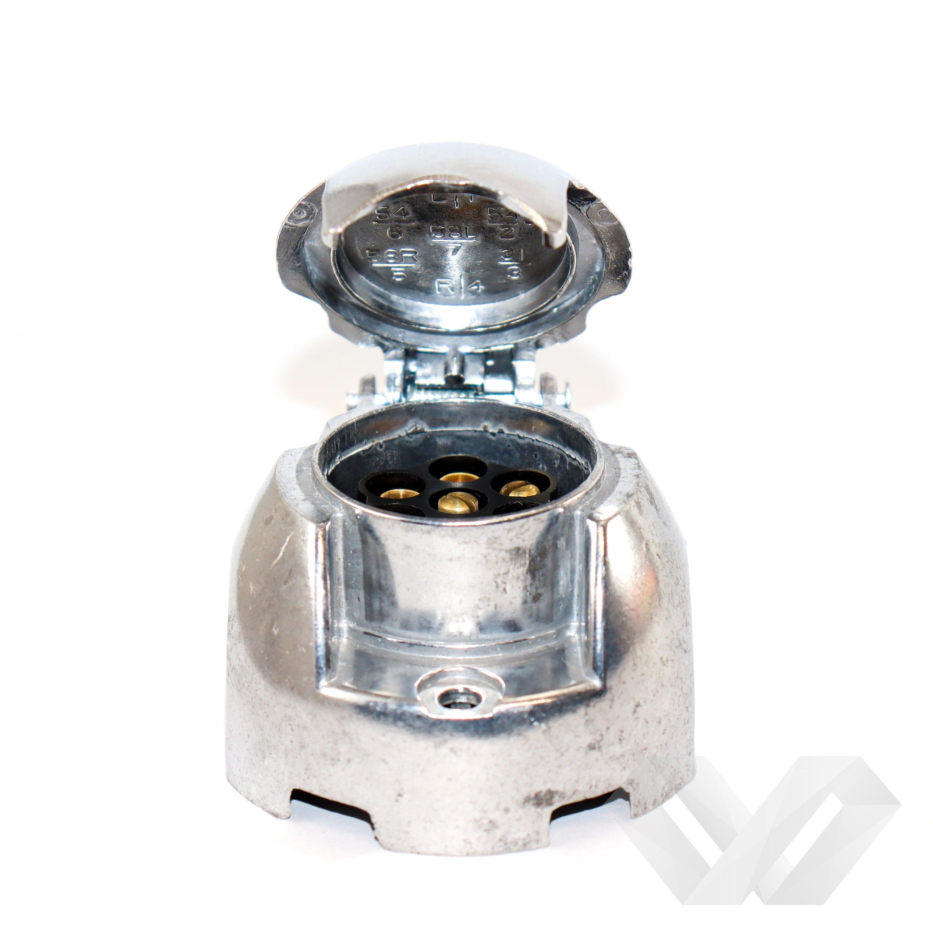 Priza remorcare, metalica, 7 pini